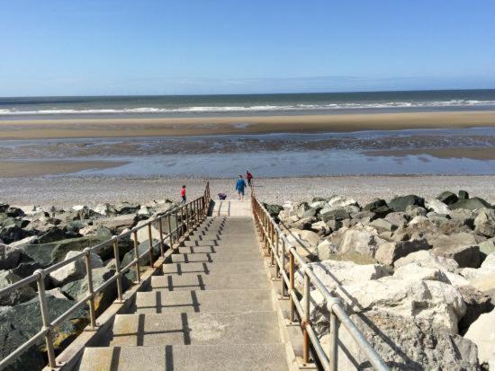 Caravan Hire Golden Sands Sea Front Kinmel Bay Екстер'єр фото