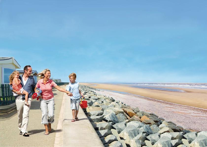 Caravan Hire Golden Sands Sea Front Kinmel Bay Екстер'єр фото