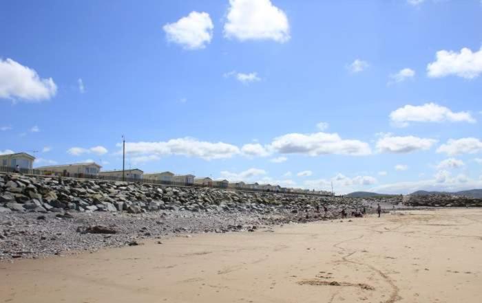 Caravan Hire Golden Sands Sea Front Kinmel Bay Екстер'єр фото
