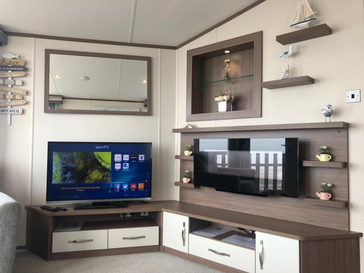 Caravan Hire Golden Sands Sea Front Kinmel Bay Екстер'єр фото