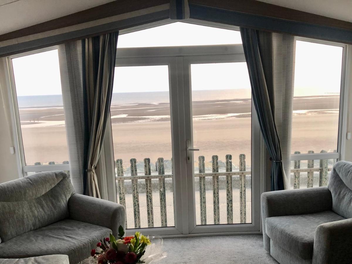 Caravan Hire Golden Sands Sea Front Kinmel Bay Екстер'єр фото